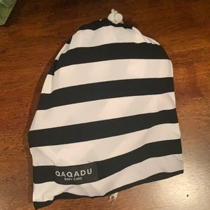 Breastfeeding cover.